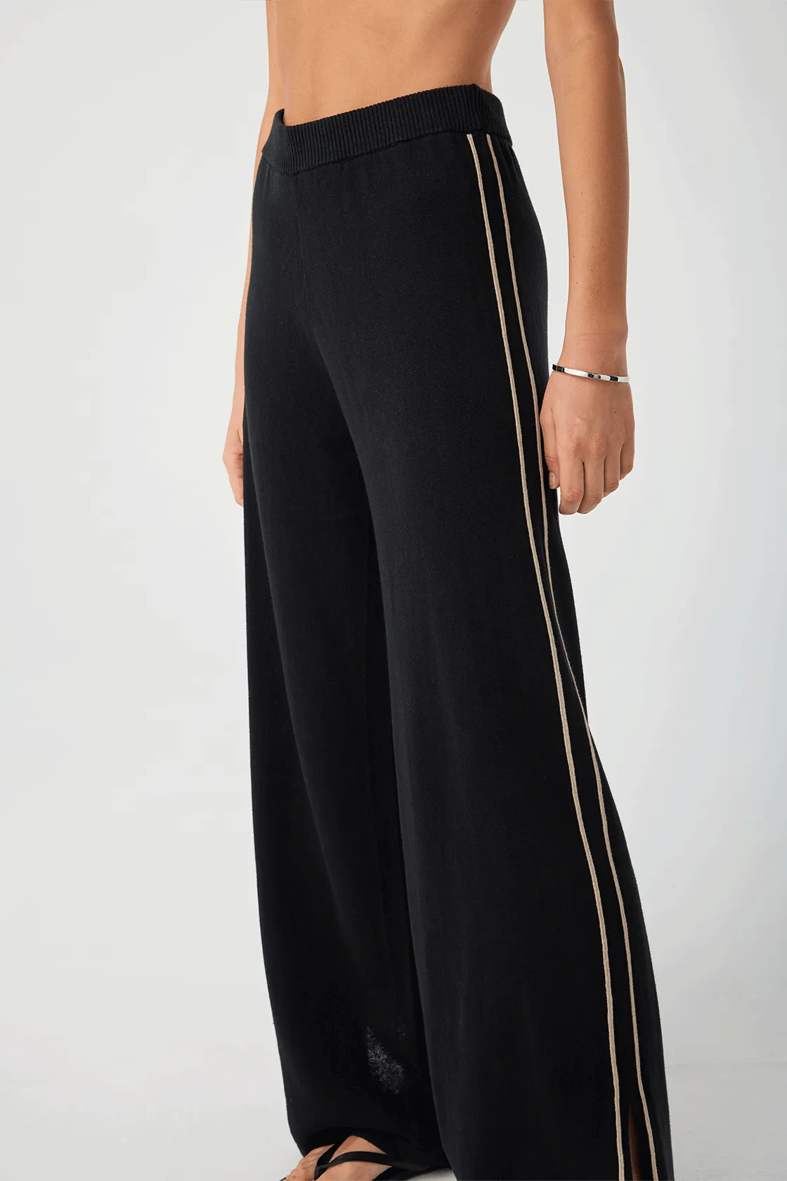 Arcaa - Pippa Pant