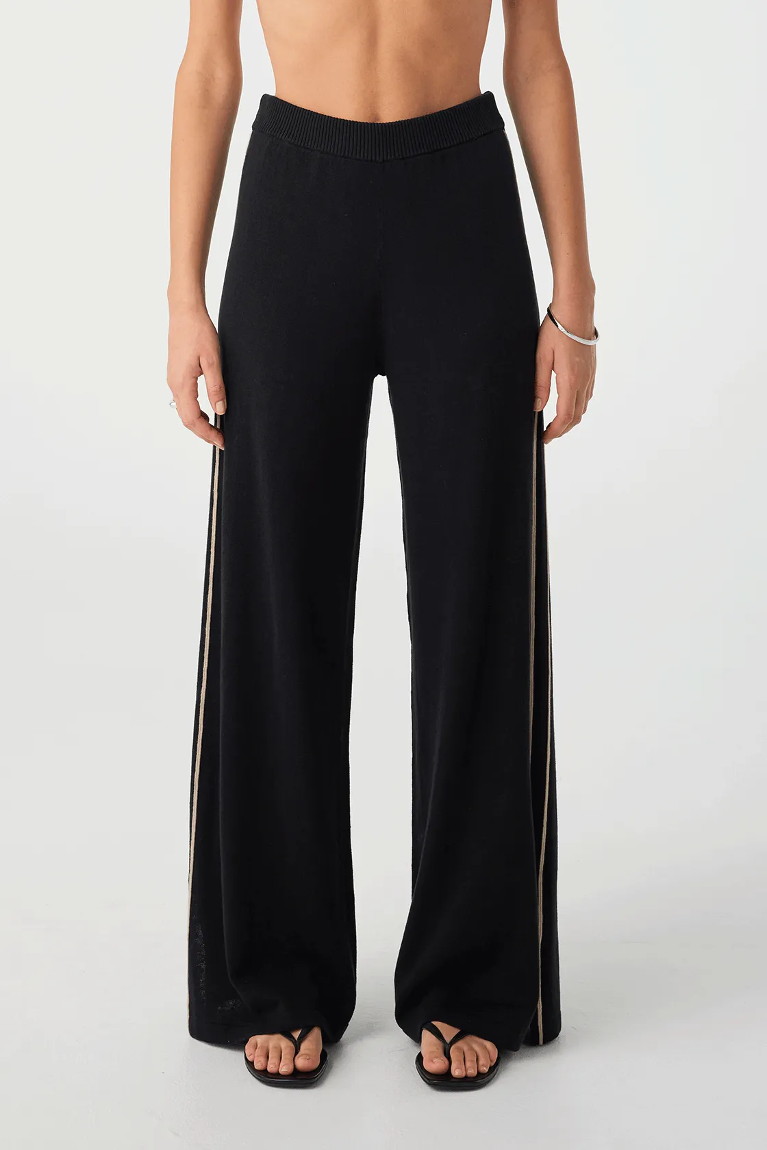 Arcaa - Pippa Pant
