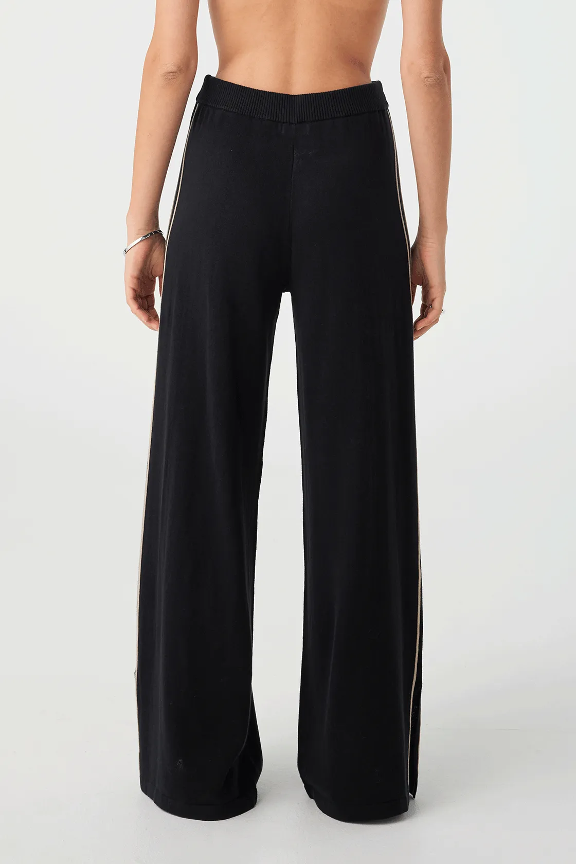 Arcaa - Pippa Pant