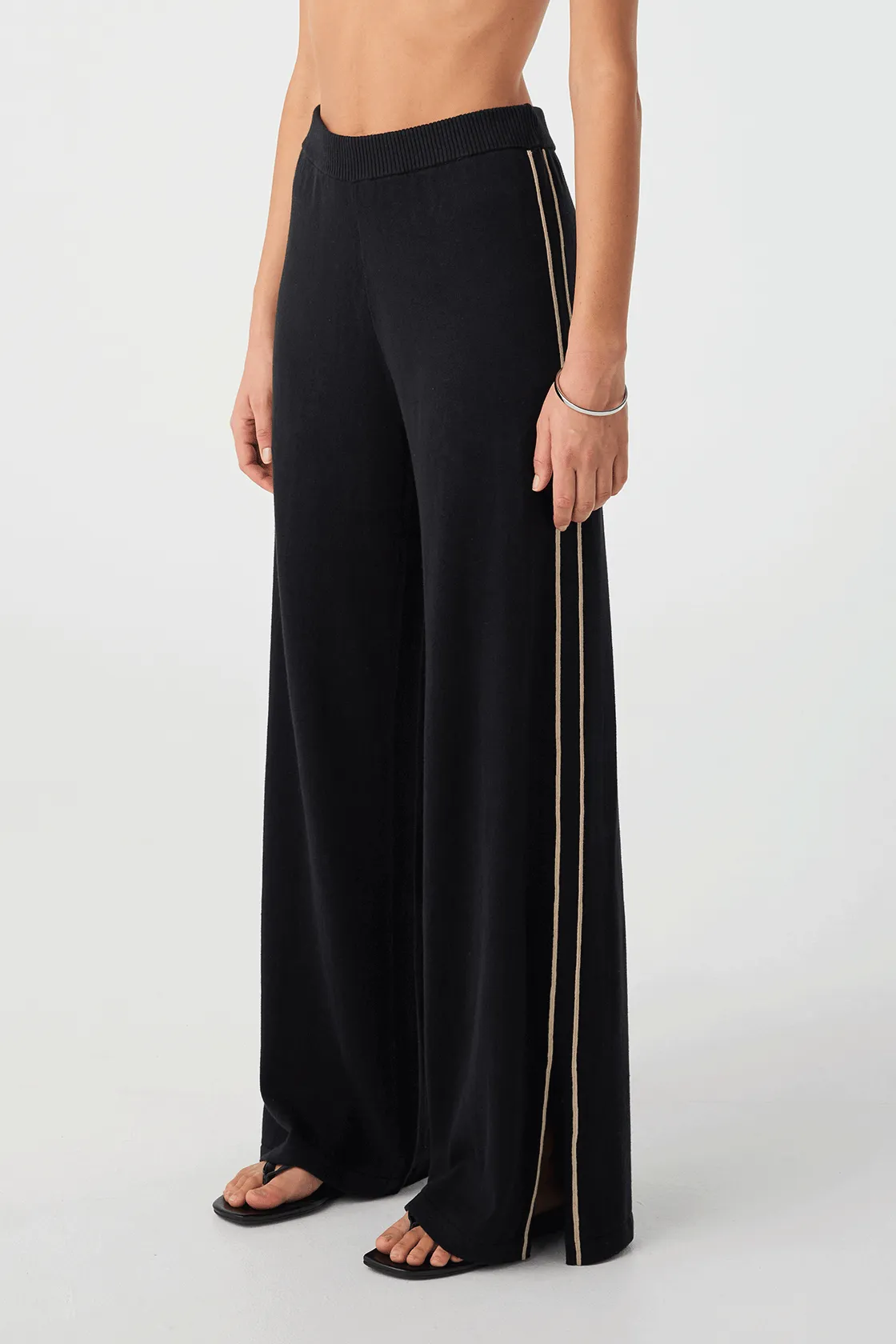 Arcaa - Pippa Pant