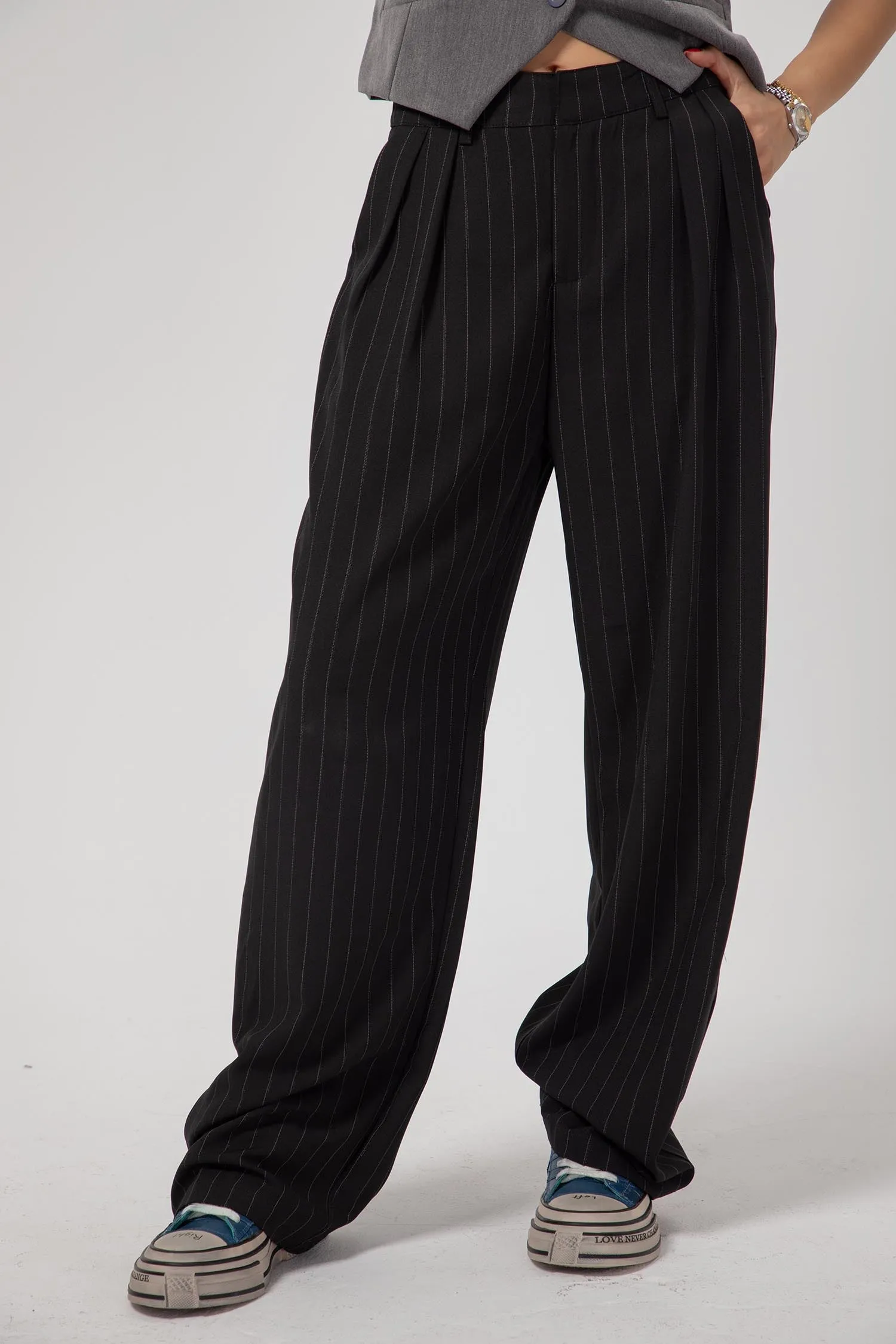 Monny Pants