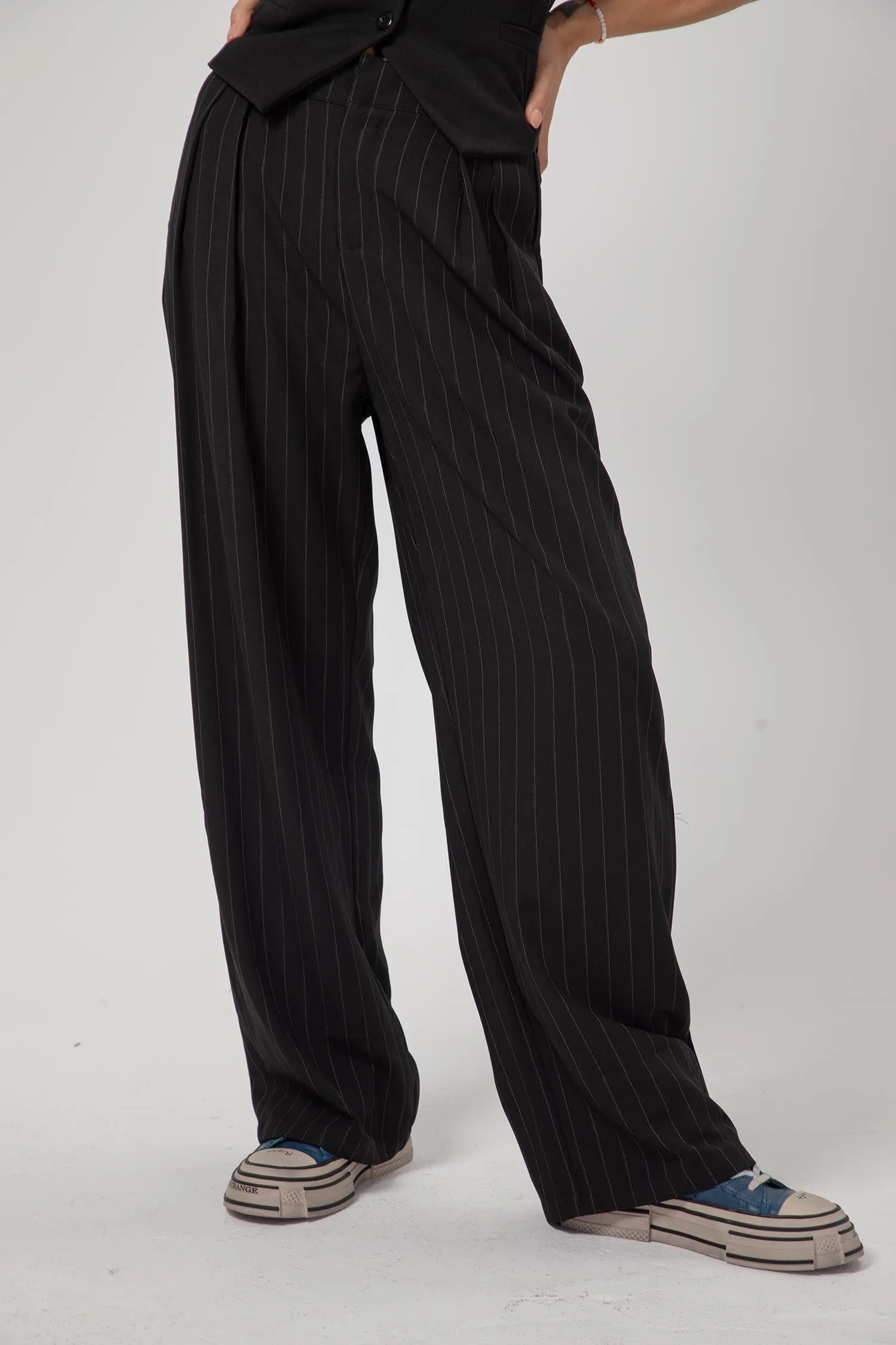 Monny Pants