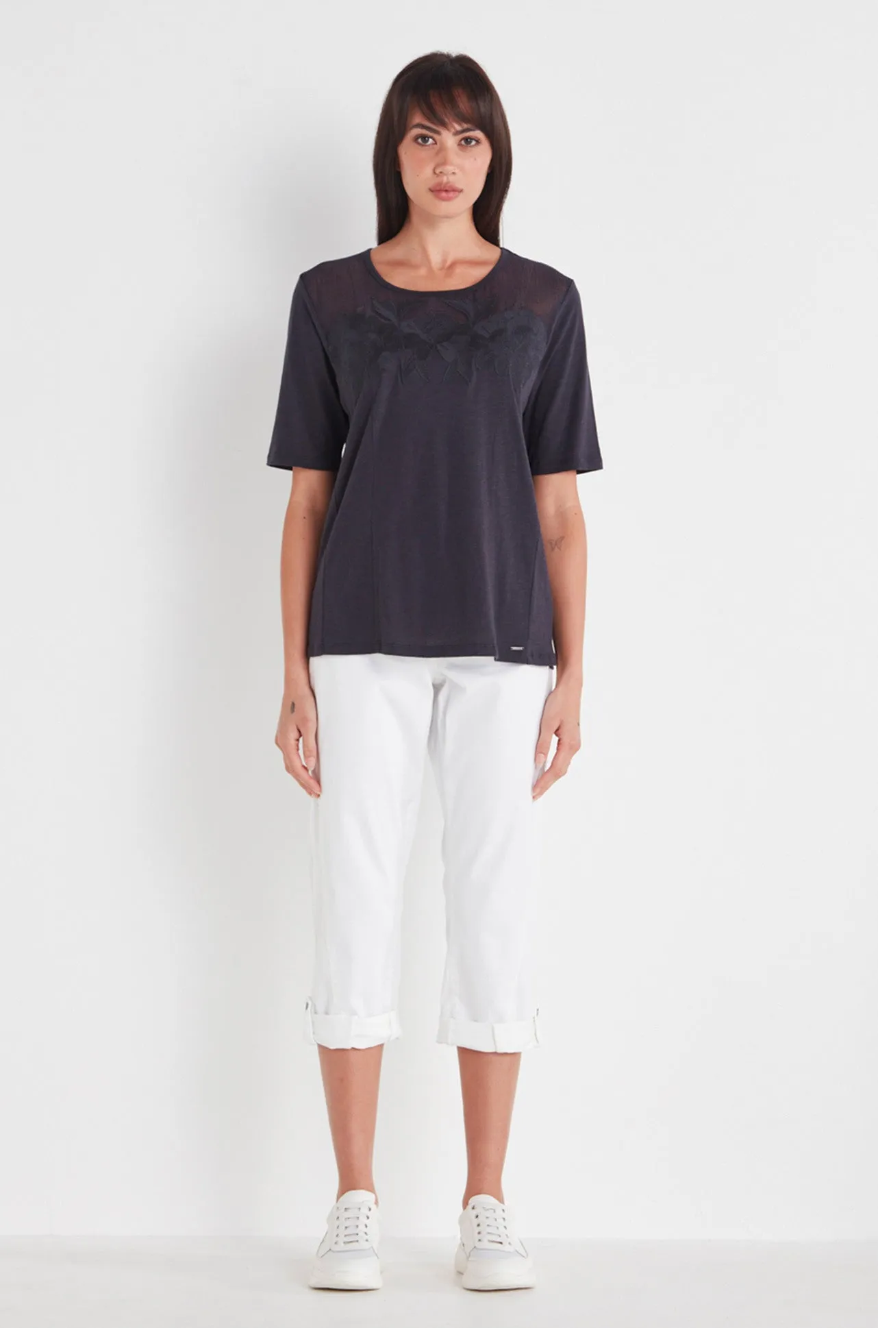 Verge - Reserve Capri Pant in White